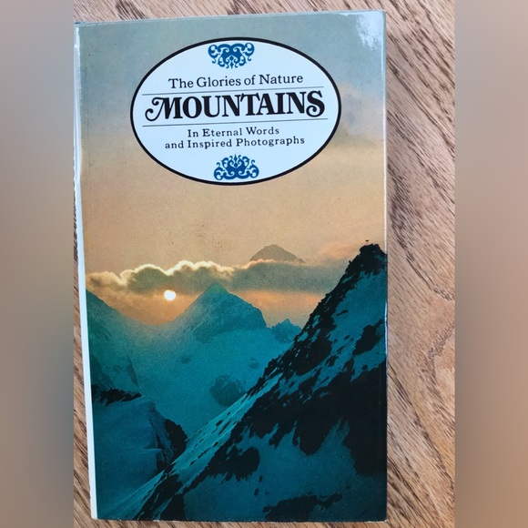 2 Inspirational Words/Photos Books - Picture 6 of 8